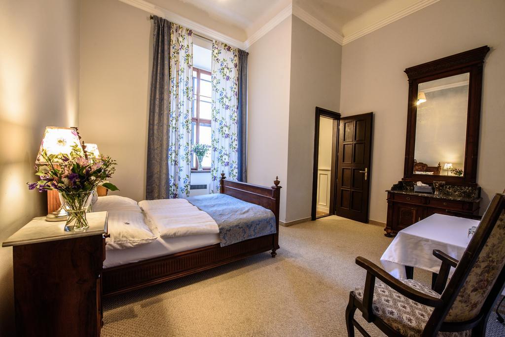 Chateau Hostacov Hotel Room photo